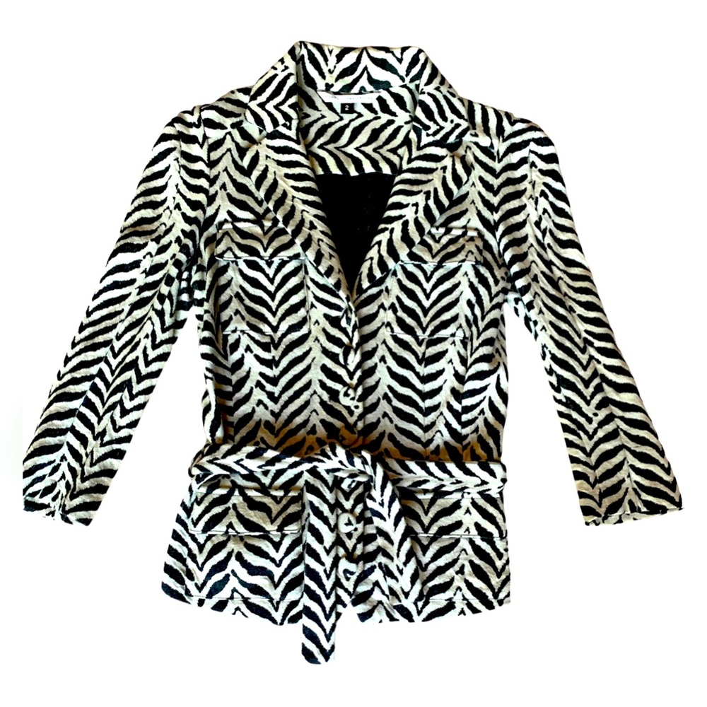 DIANE VON FURSTENBERG ZEBRRA JERSEY JACKET FITTED SOFT ELEGANT SIZE 2